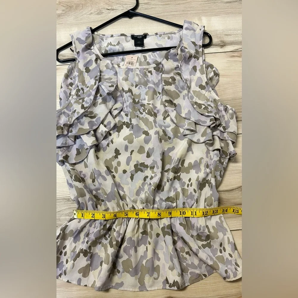New Ann Taylor Blouse - Picture 10 of 11